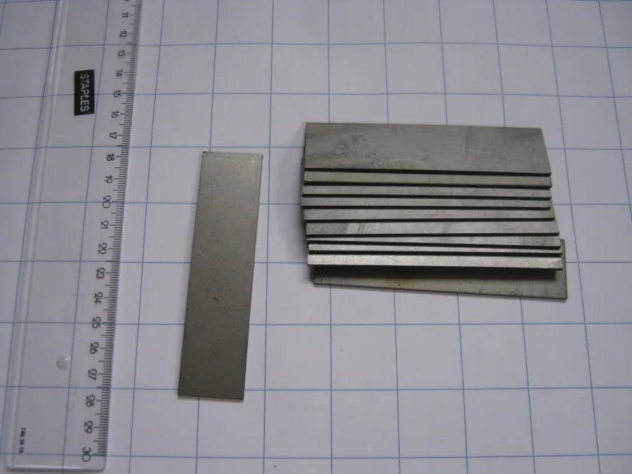 Steel 37 100*25*1.5 mm - laser cut