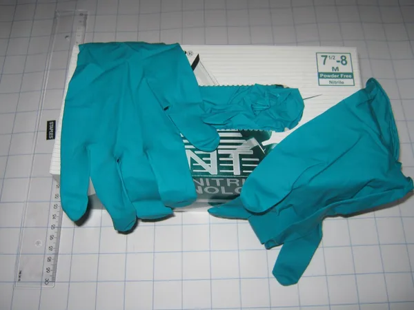 Safety gloves, box of 100 pcs, size 9